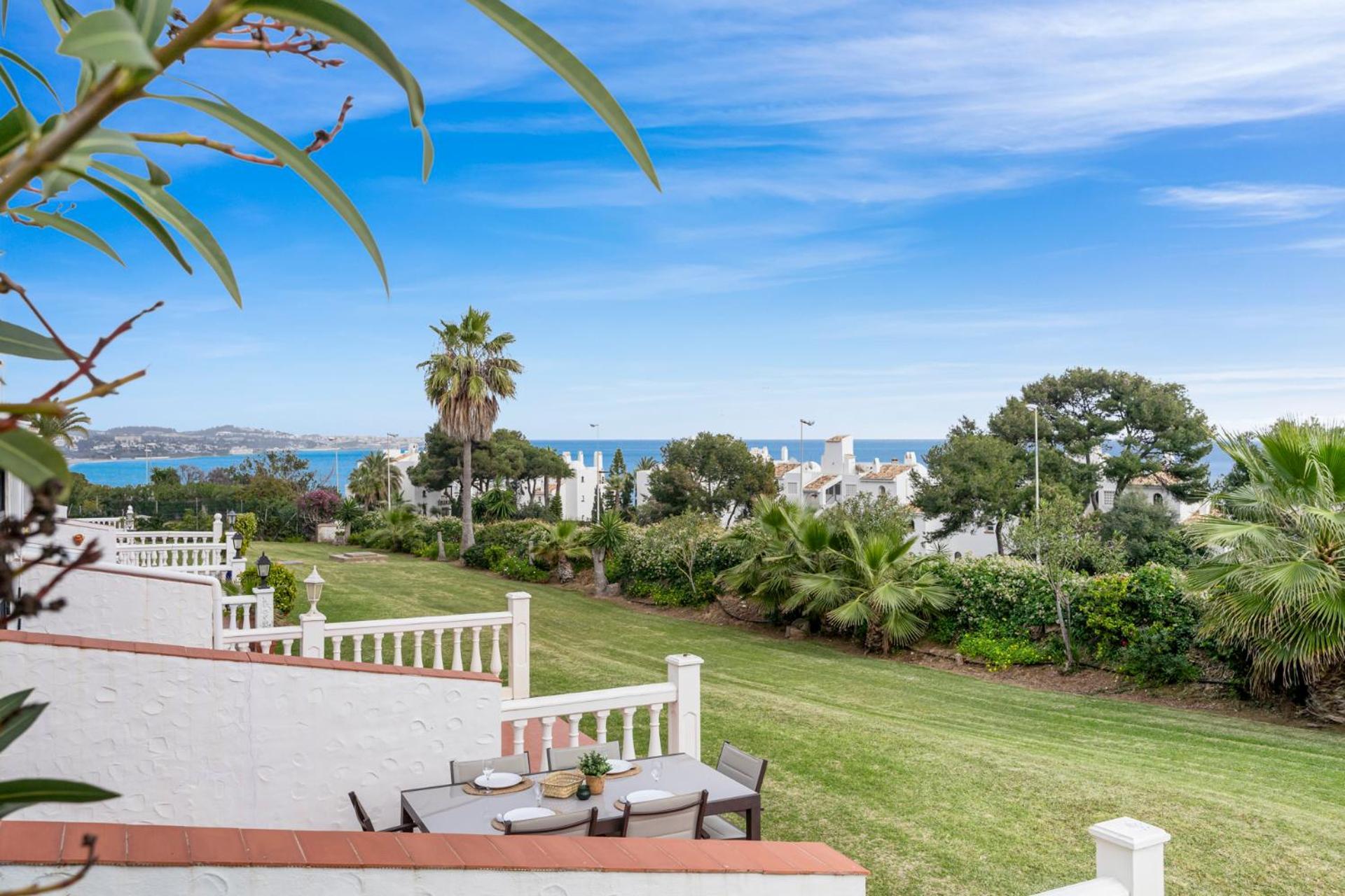 Charming Seaview Apartment With Pool In La Cala By Costarentals - Ref 49 Ла Кала де Михас Екстериор снимка